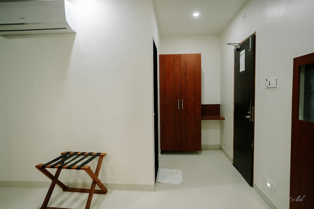 Daksh The Madhuvan Suites Dwarka — photo 86