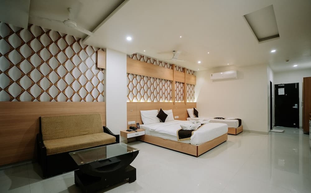 Daksh The Madhuvan Suites Dwarka — photo 77