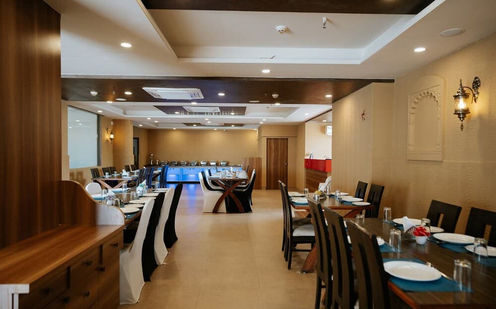 Daksh The Madhuvan Suites Dwarka — photo 42