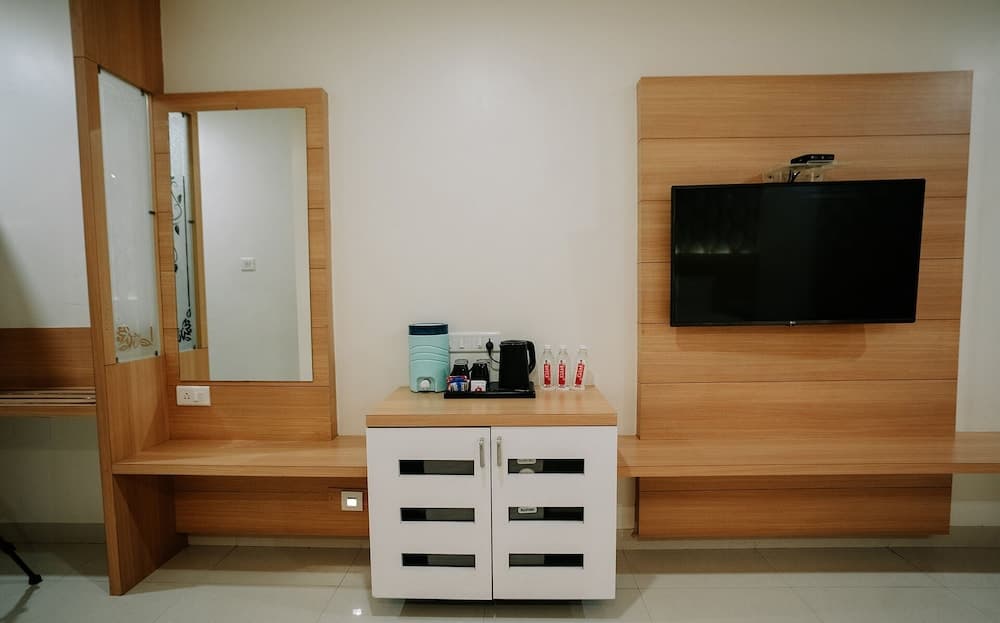 Daksh The Madhuvan Suites Dwarka — photo 8