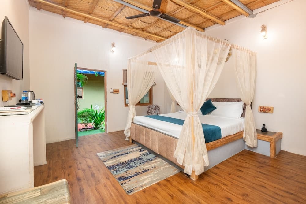 Amadi Beach Front Resort — photo 48