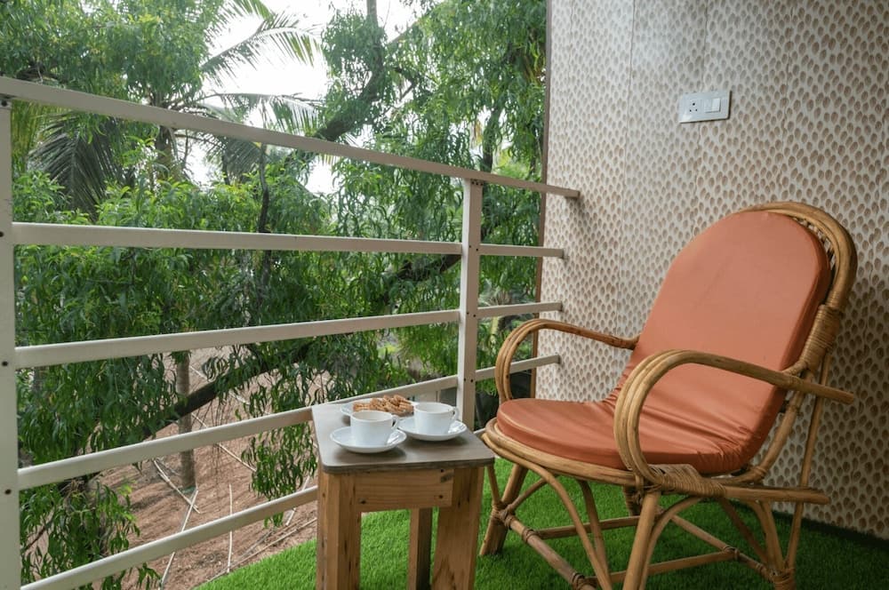 Amadi Beach Front Resort — photo 43