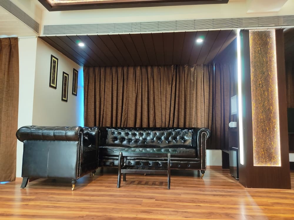 DiVaN Clarks Inn Goa — photo 52