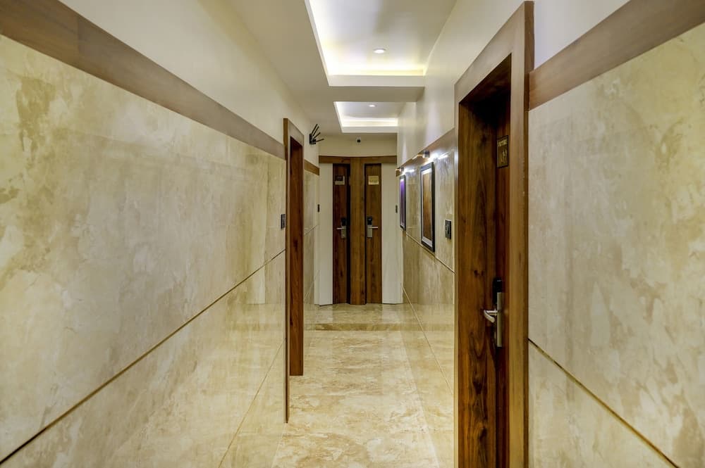Metropolis Business Hotel — photo 12