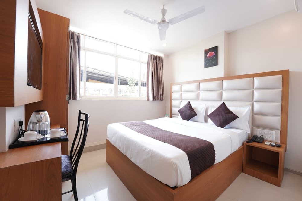Metropolis Business Hotel — photo 40