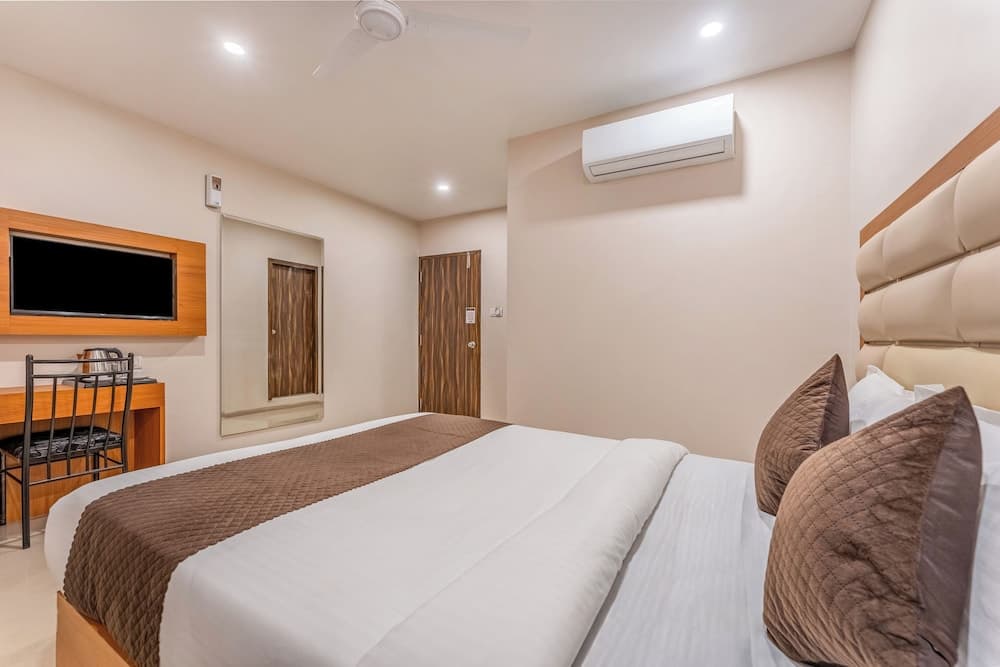 Metropolis Business Hotel — photo 2
