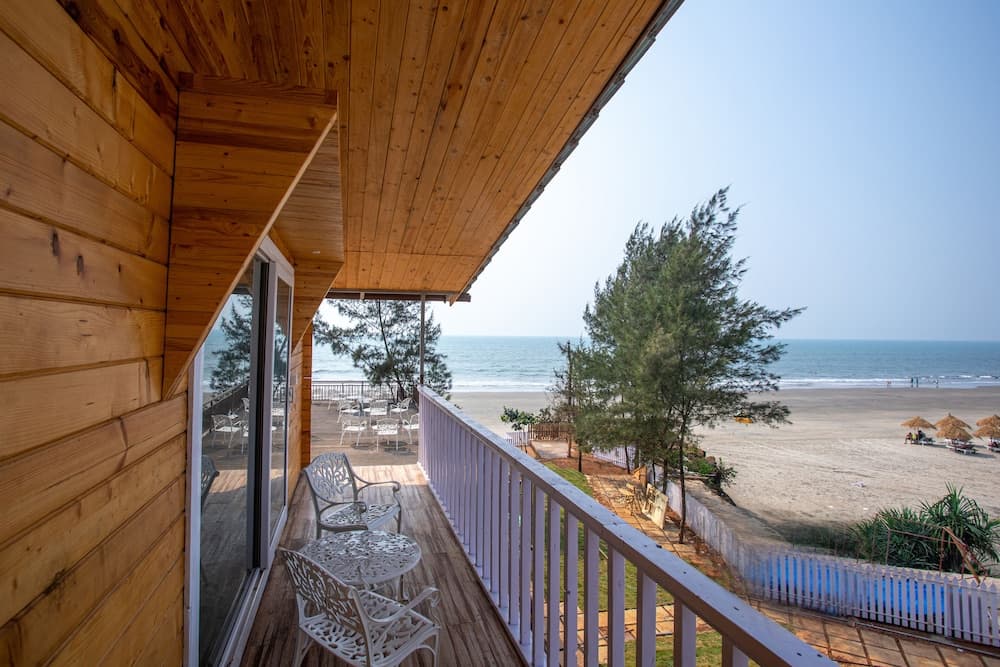 DALLAS BEACH RESORTS — photo 6