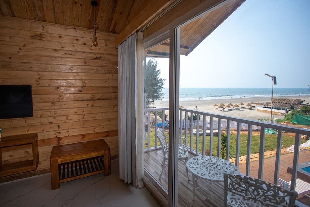 DALLAS BEACH RESORTS — photo 116