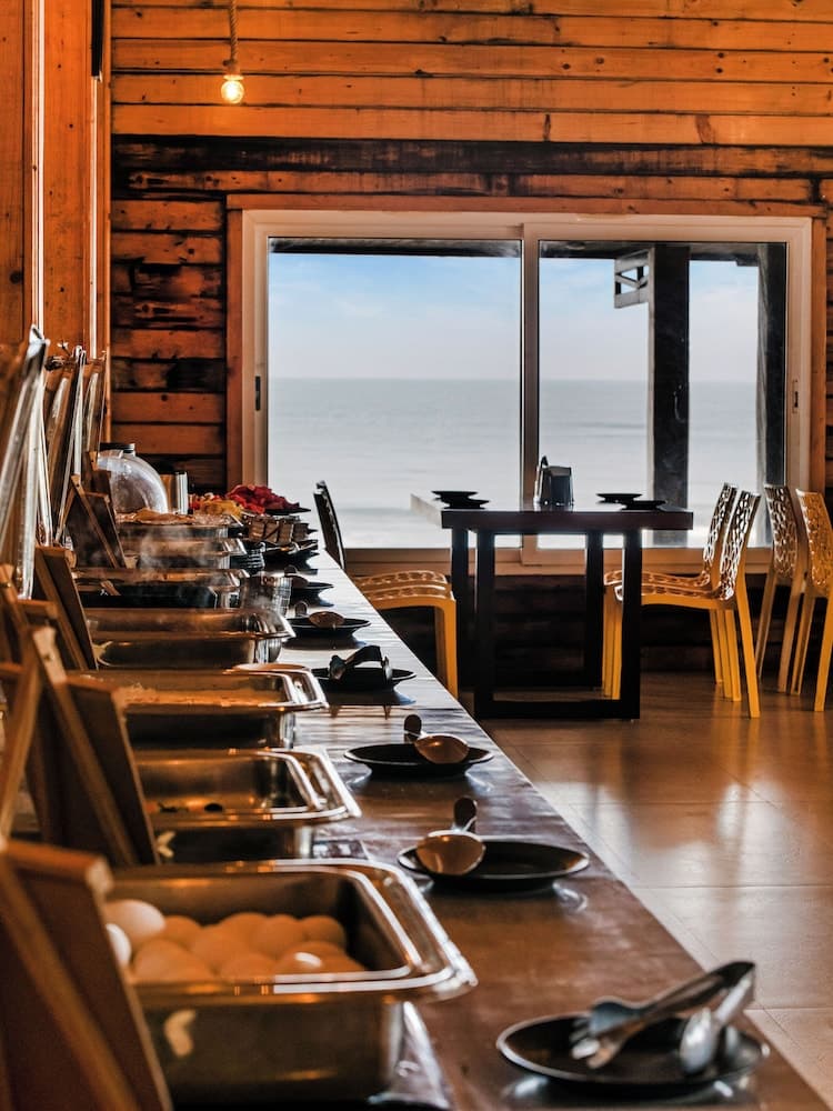 DALLAS BEACH RESORTS — photo 95