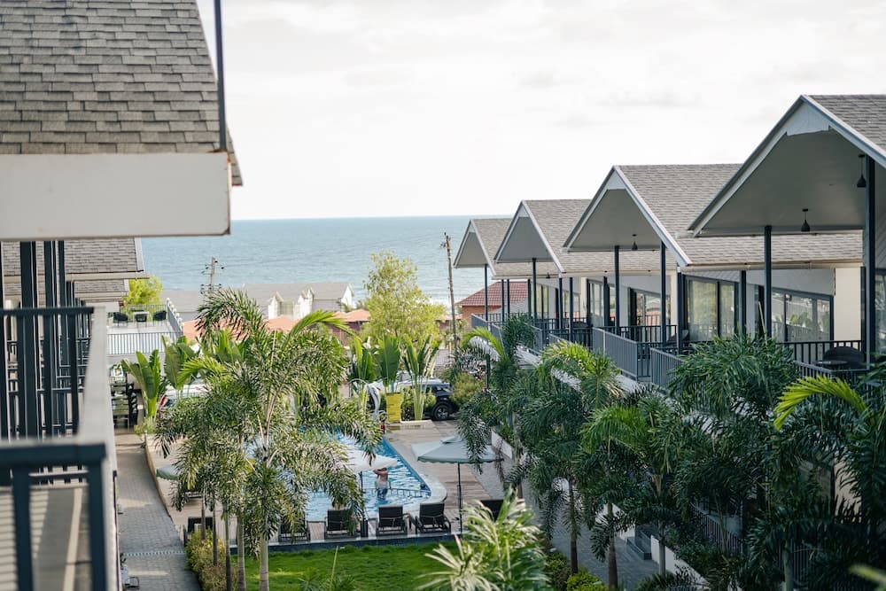 DALLAS BEACH RESORTS — photo 52