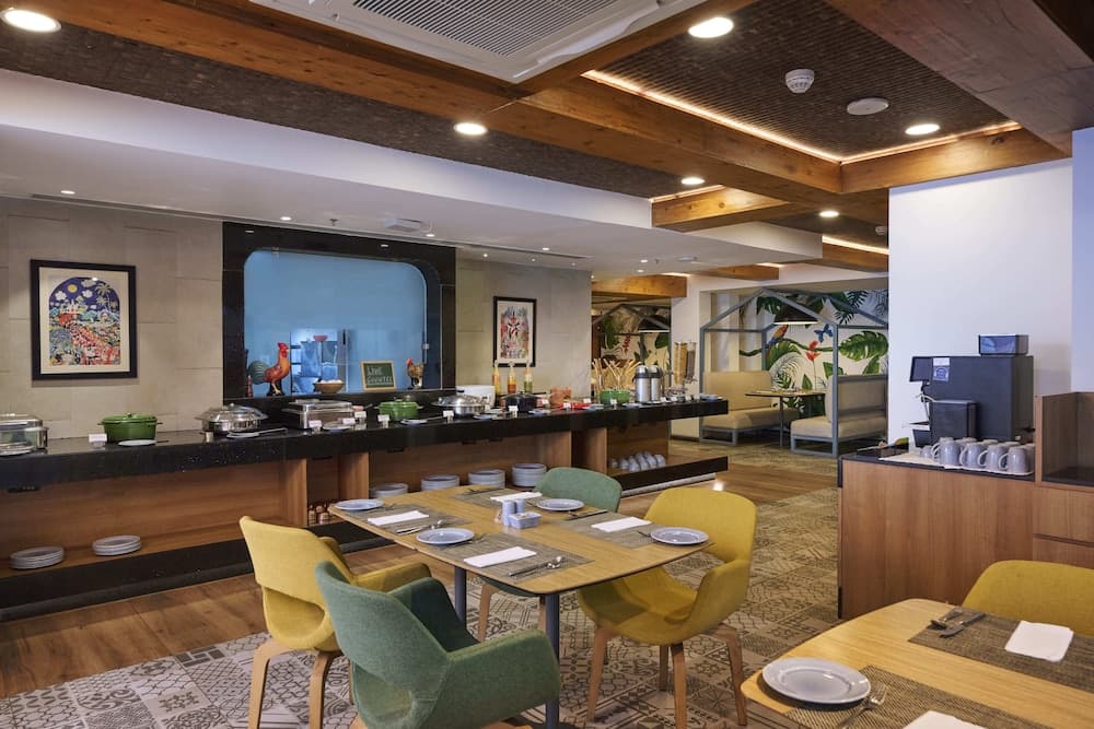 Golden Tulip Vagator Goa — photo 26