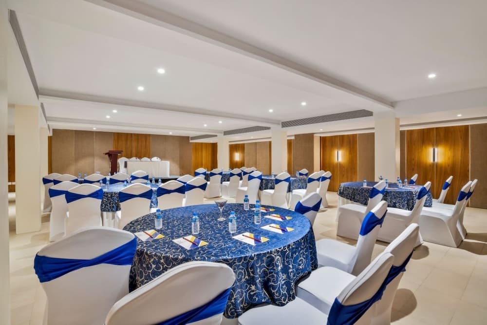 De Mandarin Hotel, Goa — photo 11