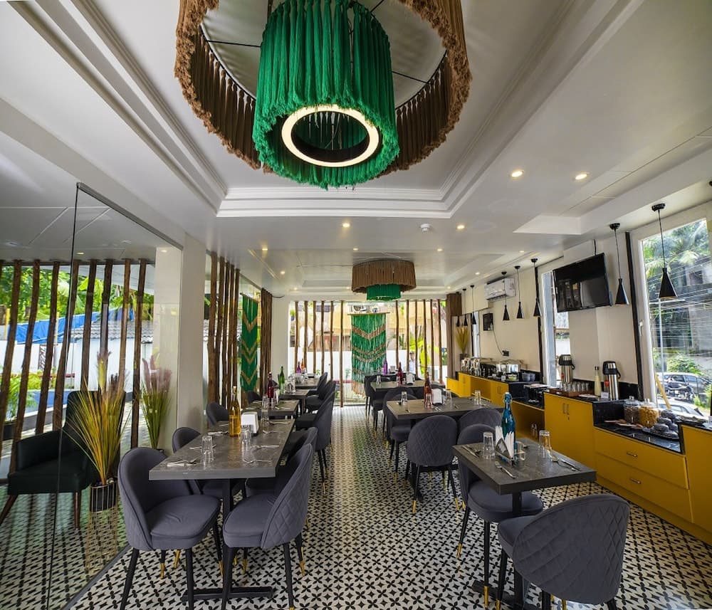 HUE GUH The Porto Candolim, MARRA