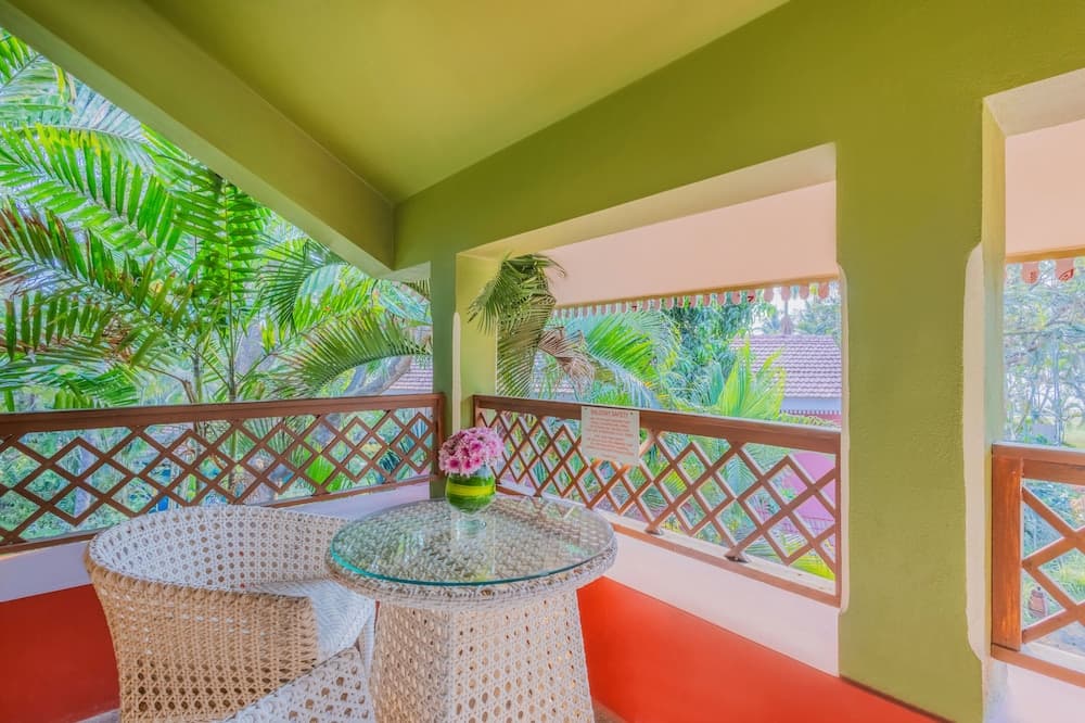 Luxury Room Garden View With Balcony Twin — photo 1