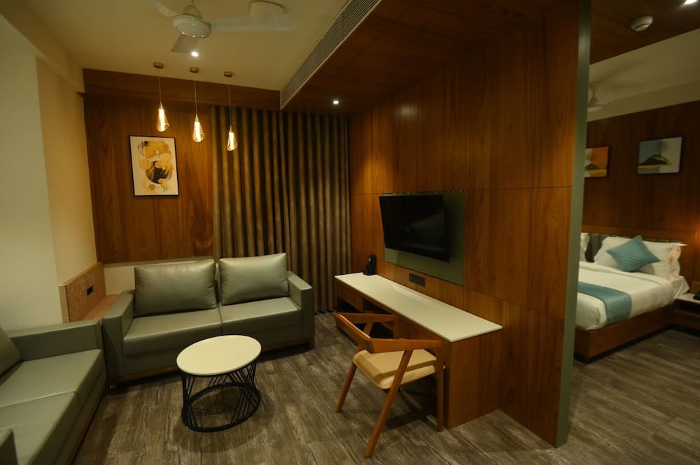Premium Suite, City View — photo 1