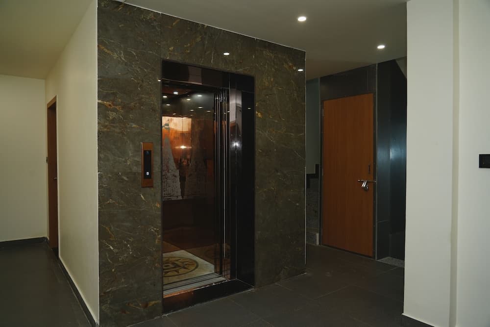 Hotel Leela's — photo 3