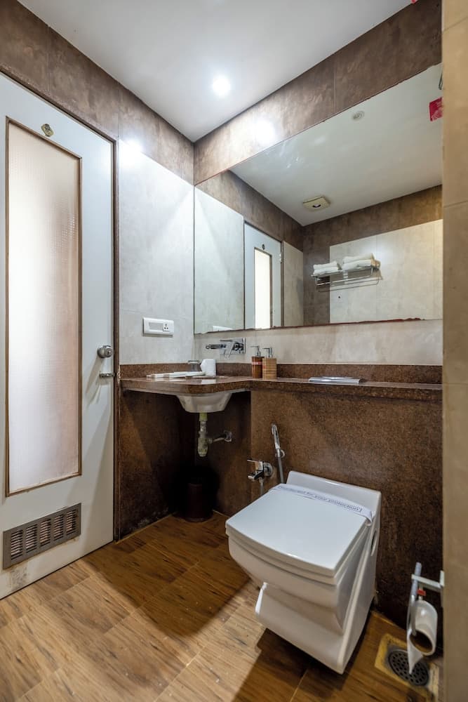 Comfort Room — photo 1
