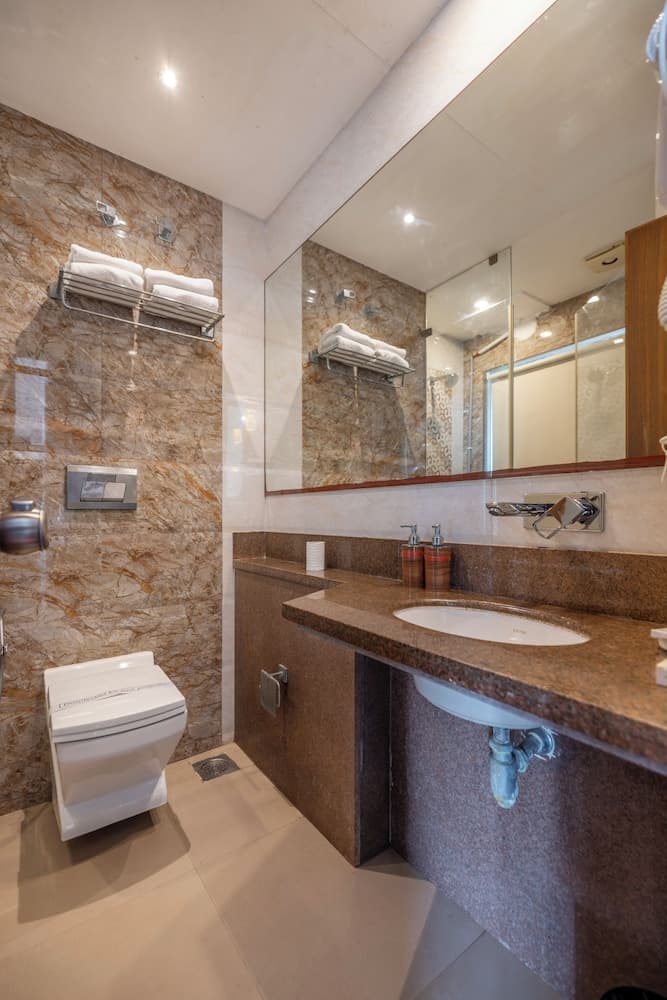 Suite — photo 1