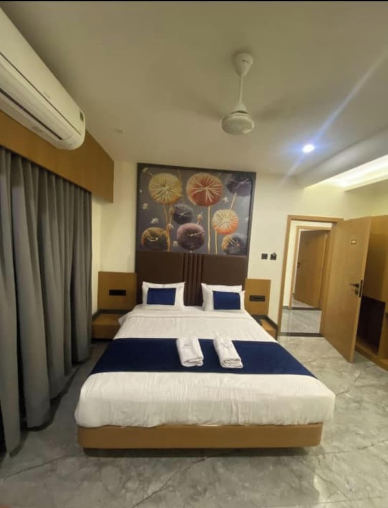 The Malay comfort-Hotel Dwarka residency, DWARKA