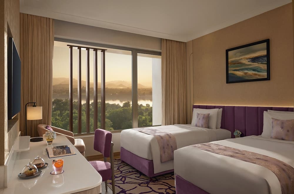 Premium Twin Room, River View — photo 1