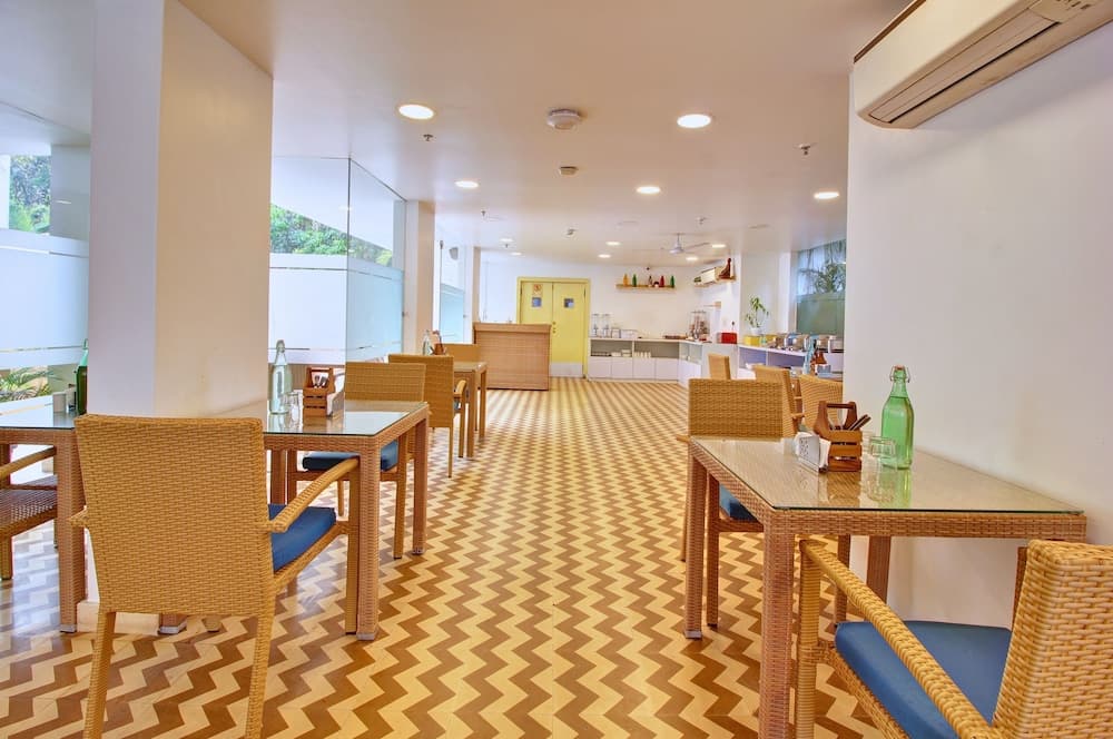 Hotel Vilmaris Breeze, CANDOLIM