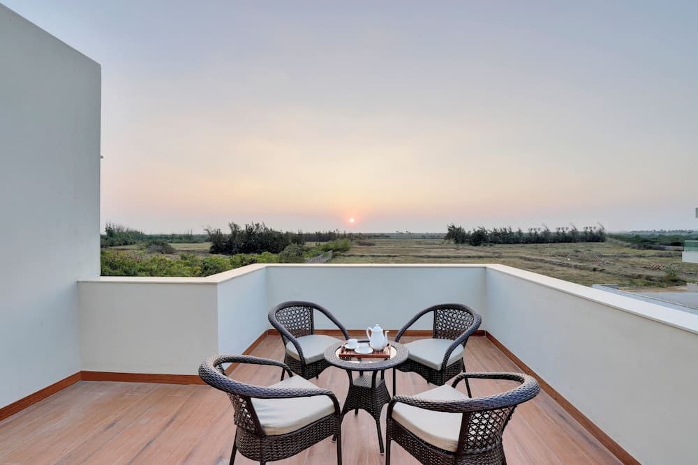 Goverdhan Greens Resort Dwarka — photo 4