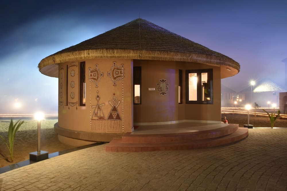 Praveg White Rann Resort Rann Utsav Dhordo — photo 3