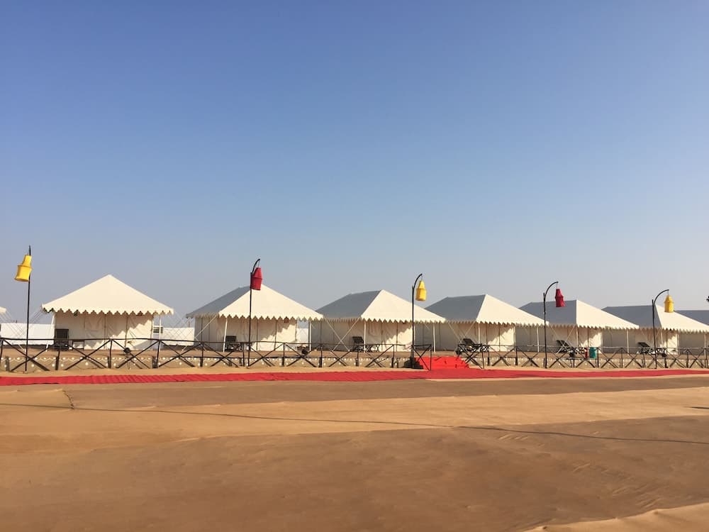 Premier Tent — photo 1