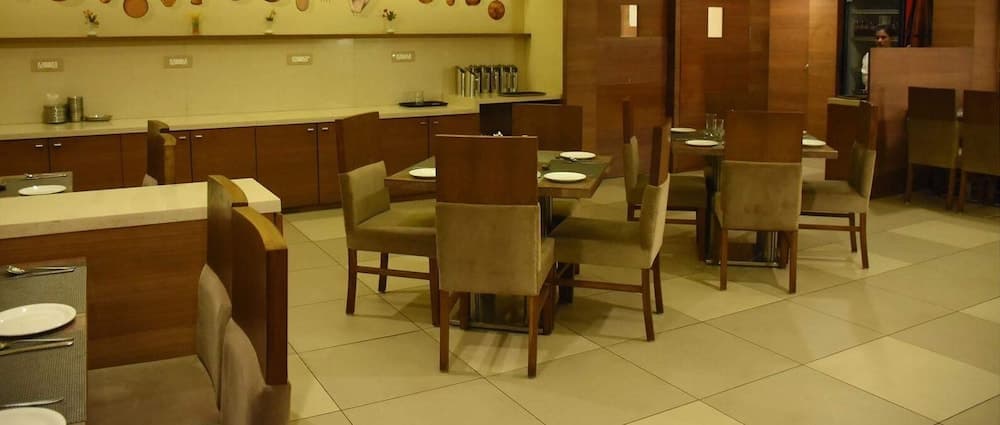 King's Kraft Stay Inn Rajkot — photo 5