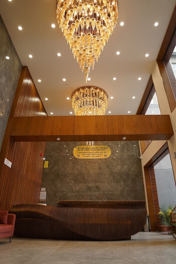 Hotel Stature Inn — photo 3