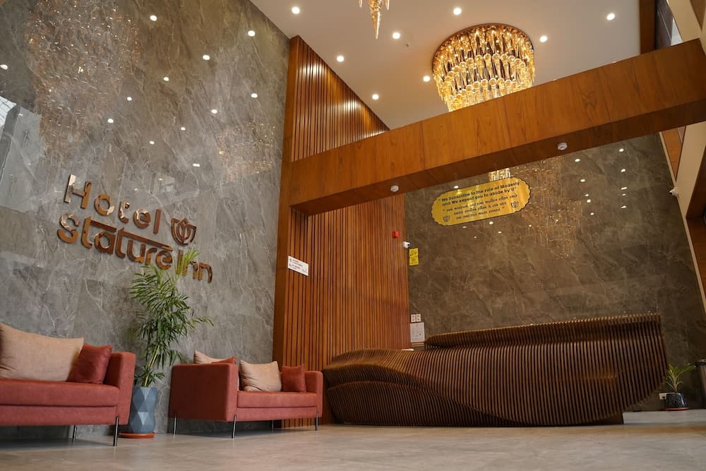 Hotel Stature Inn — photo 2