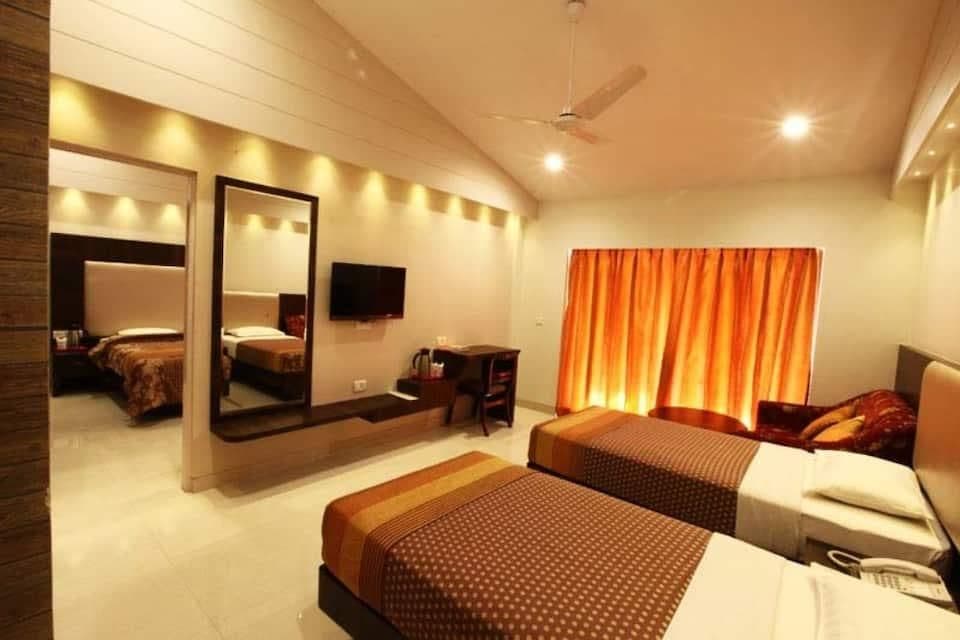 Deluxe Room — photo 1