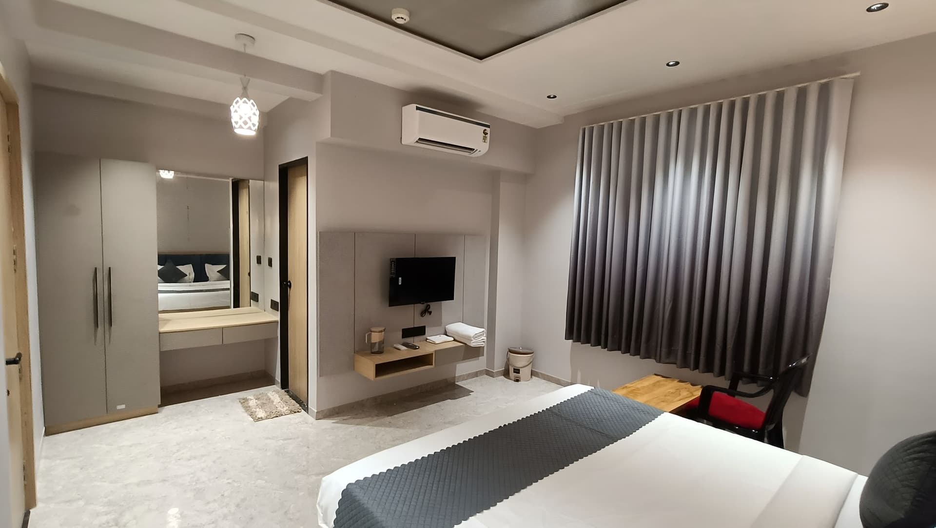 Deluxe Room — photo 1