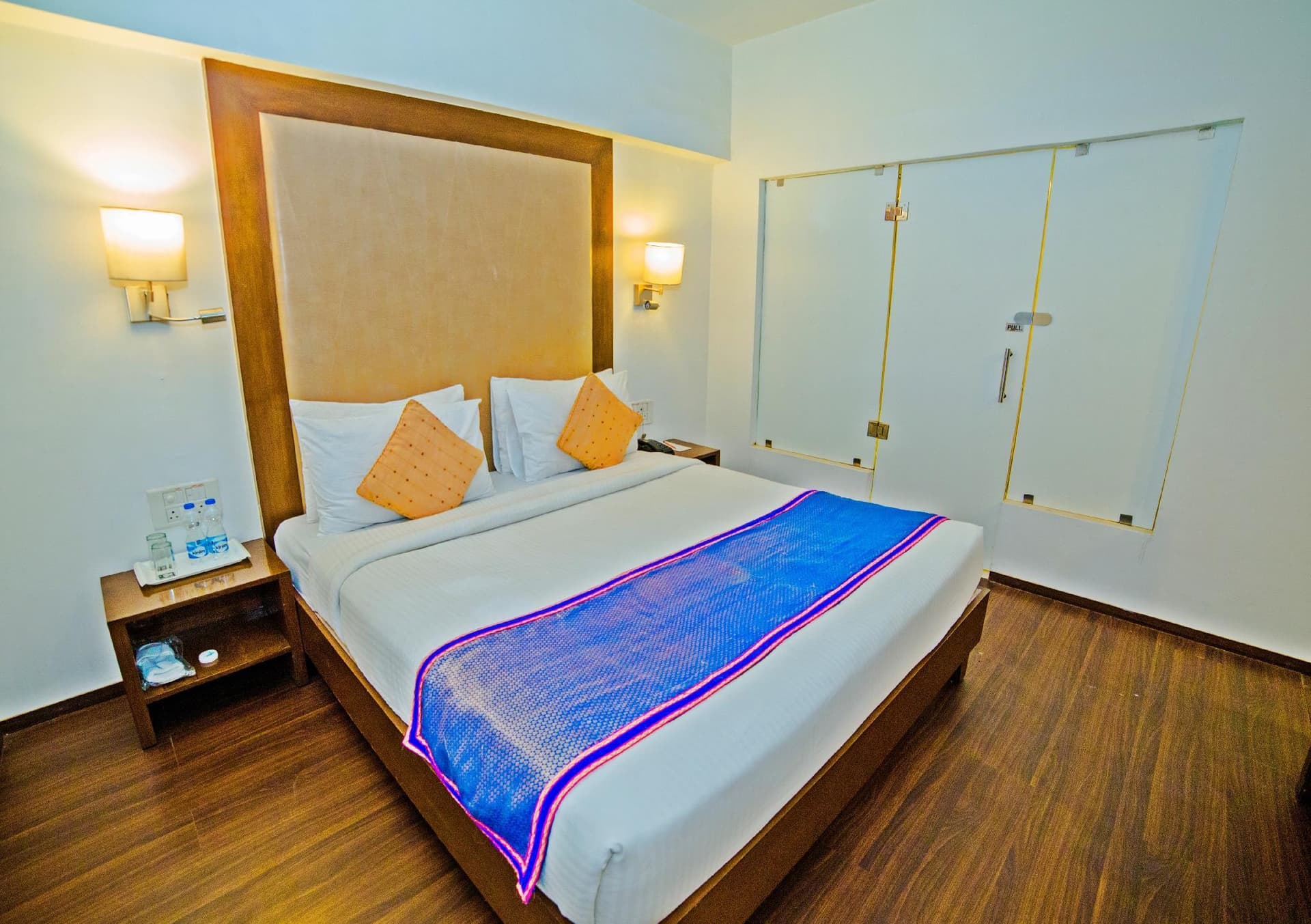 Suite — photo 1