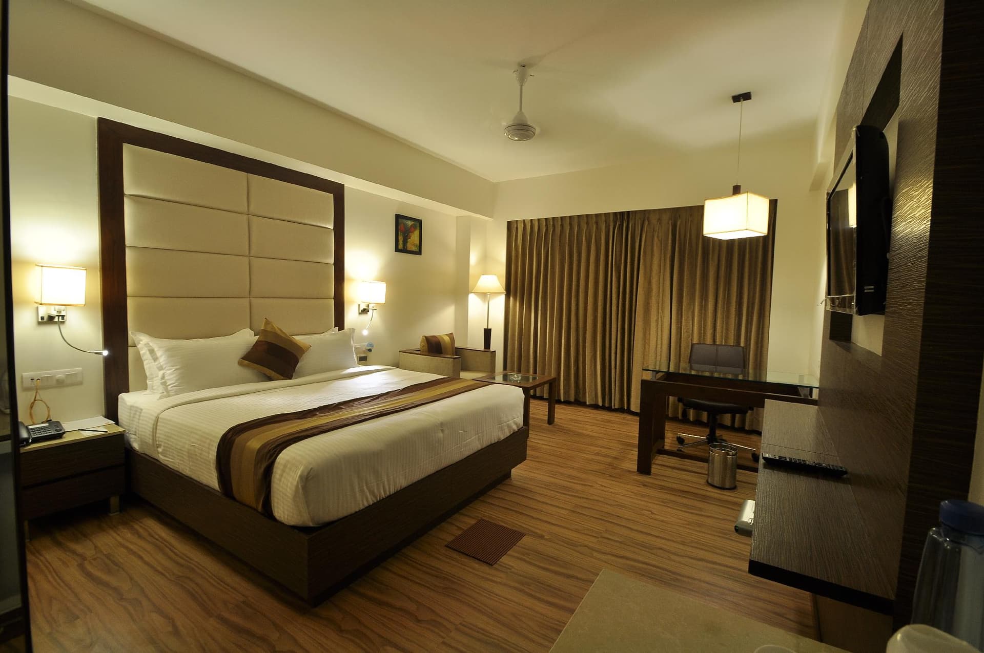 Deluxe Room — photo 1